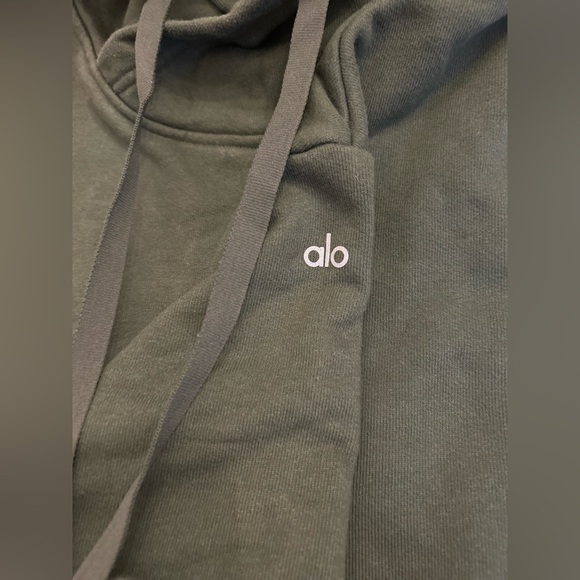 ALO Yoga Peak Off-The-Grid Cutout Hoodie Sweatshirt Olive Green Sz Small Cropped - Picture 9 of 11